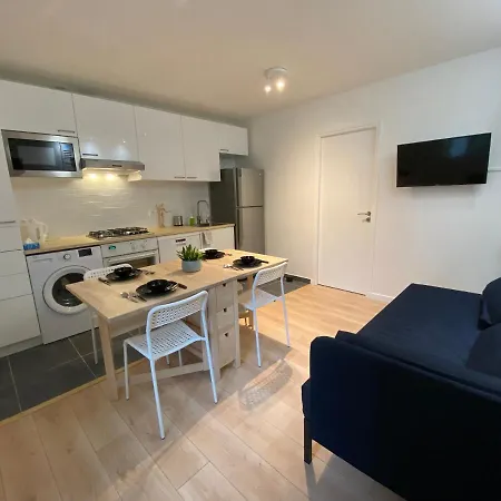 Apartment Cozy Flat With Garden Between Paris & *